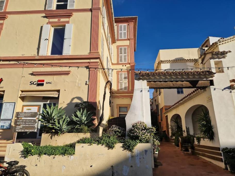 Ile De Porquerolles : T3 Climatise Vue Mer Extérieur photo